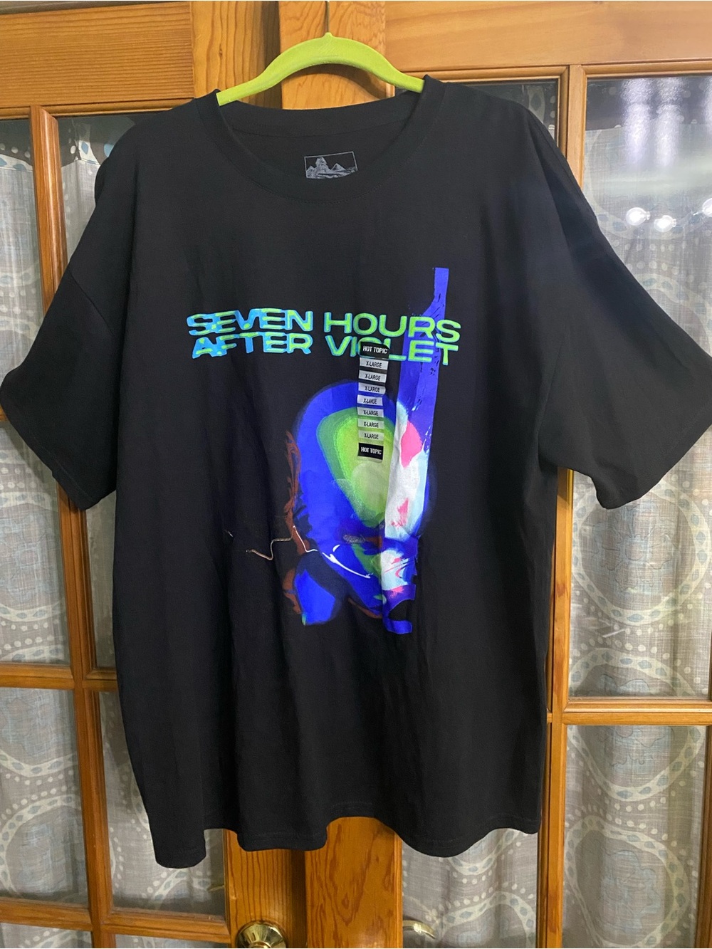 Hot Topic Seven Hours After Violet Heavy Metal Short Sleeve Tee. XL.